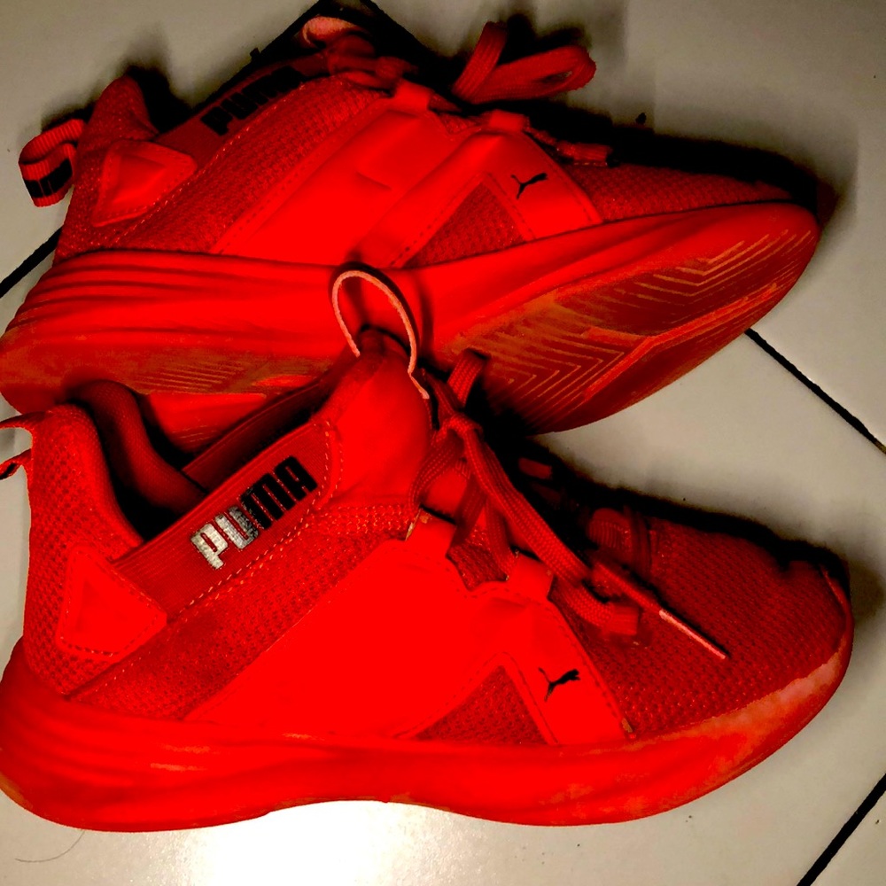 Red puma shoes size 1c